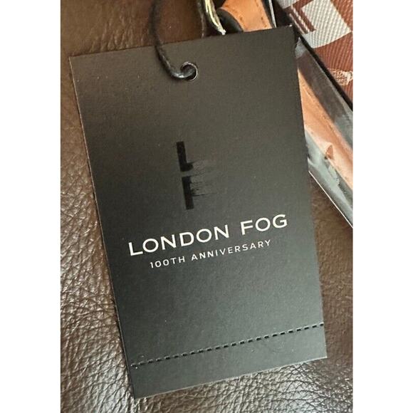 London Fog Women’s Camel Adalia Signature Zip Around Wallet Logo Card Slots NEW - Picture 7 of 8